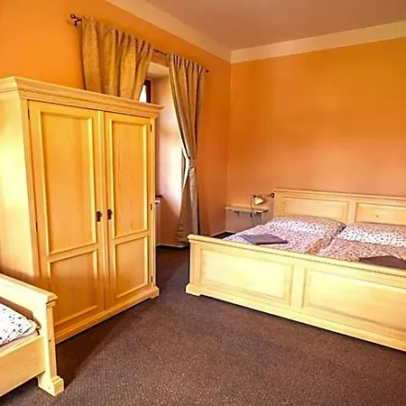 מלון Johannes, Rymarov - Stara Ves 3*