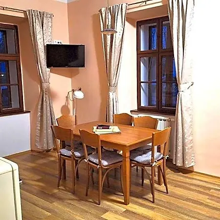 מלון Johannes, Rymarov - Stara Ves 3*